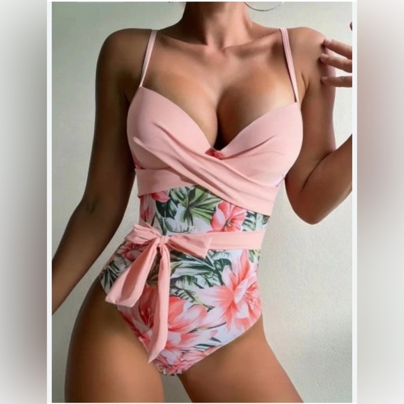 Other - One-Piece Swimsuit Pink Floral size L Padded Cup NIP